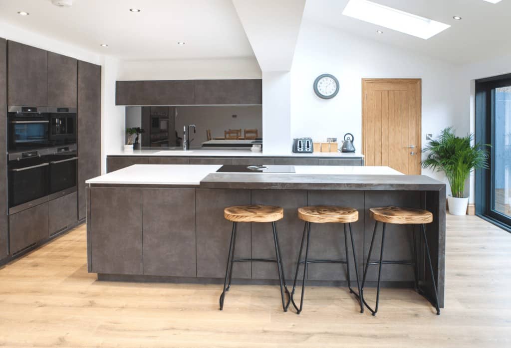 9 Fantastic Ways To Add Character To Your Contemporary Kitchen Modern Kitchen With Dark Finish